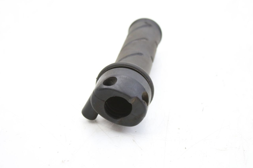 photo de THROTTLE GRIP PEUGEOT SV 125 (1991 - 1994) - Alternative perspective