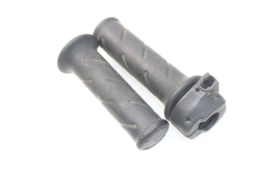 photo de THROTTLE GRIP PEUGEOT SV 80 (1993 - 1997) - Alternative perspective