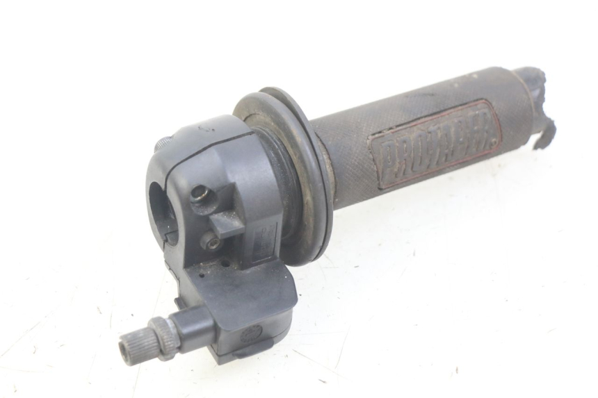 photo de THROTTLE GRIP APRILIA SX 50 (2011 - 2017) - Technical close-up