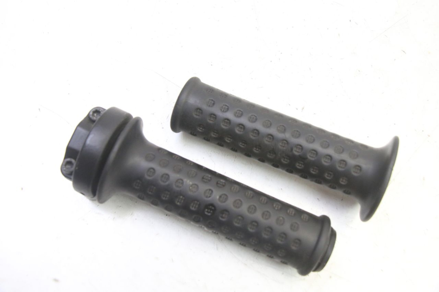 photo de THROTTLE GRIP APRILIA SXR 50 (2021 - 2023) - Component detail