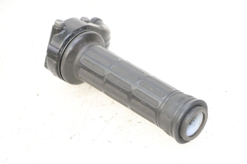 photo de THROTTLE GRIP YAMAHA TDM ABS 900 (2002 - 2014) - Component detail