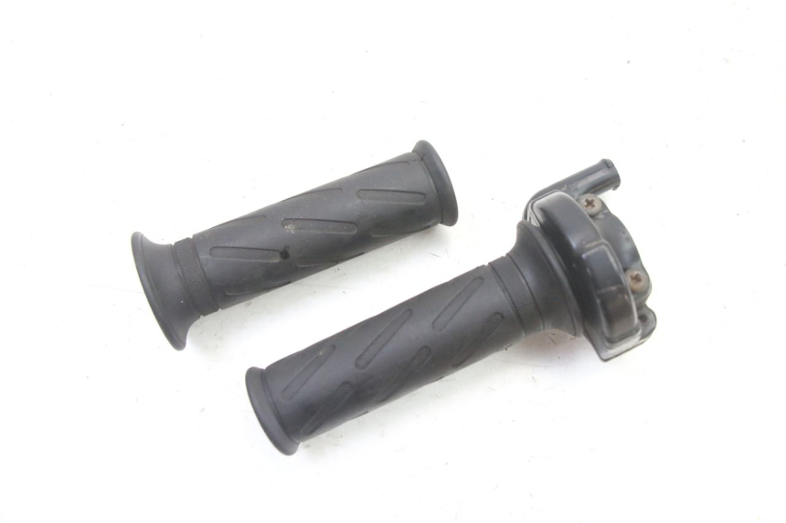 photo de THROTTLE GRIP YAMAHA TDR DELTABOX 125 (1997 - 2003) - Alternative perspective