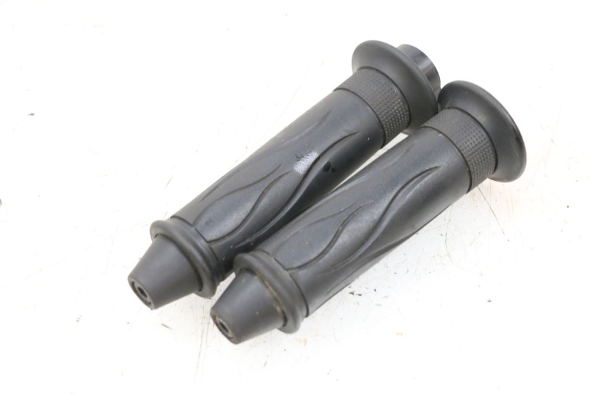 photo de THROTTLE GRIP NECO TEMPO 4T 50 (2022 - 2026) - Main view