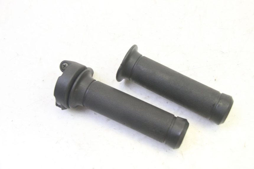 photo de THROTTLE GRIP PEUGEOT TWEET PRO EFI 4T 50 (2021 - 2022) - Main view