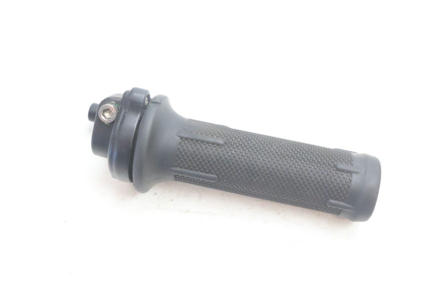 photo de THROTTLE GRIP PIAGGIO TYPHOON 50 (2000 - 2009) - Main view