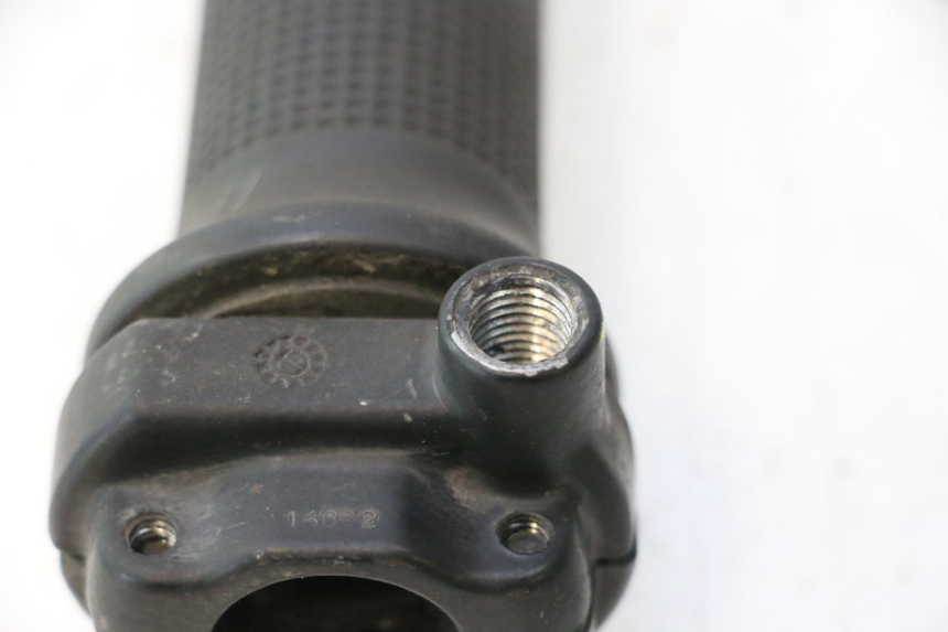 photo de THROTTLE GRIP PIAGGIO VESPA PRIMAVERA 2T 50 (2013 - 2018) - Product overview