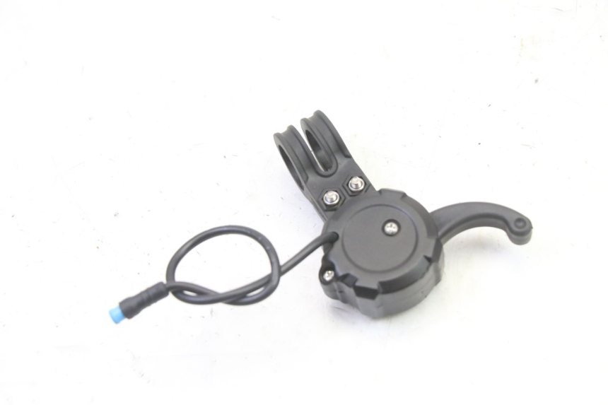 photo de THROTTLE GRIP DUALTRON VICTOR LIMITED 1 - Product overview