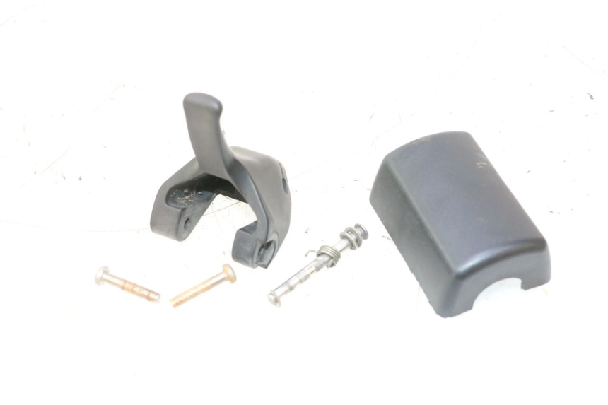 photo de THROTTLE GRIP YAMAHA WAVE RUNNER GP R 1200 (2000 - 2003) - Component detail