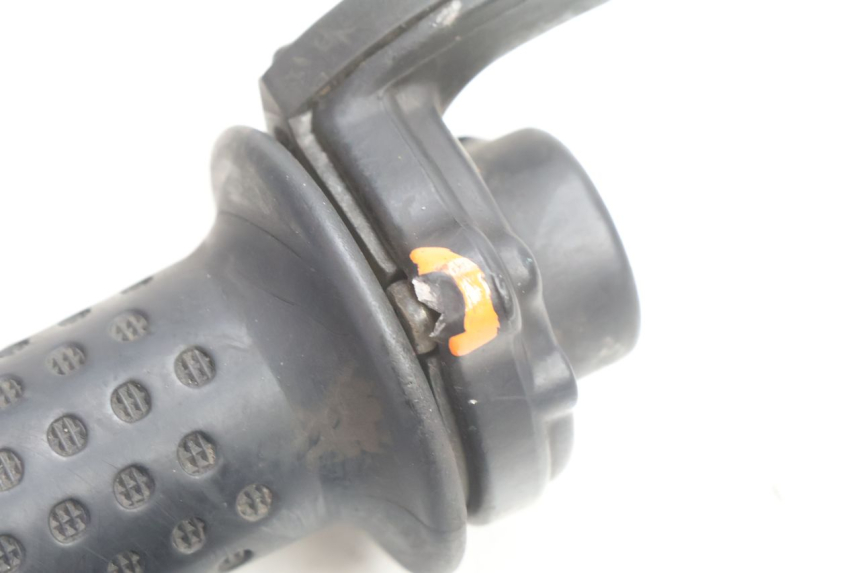 photo de THROTTLE GRIP PIAGGIO X9 AMALFI 180 (2000 - 2003) - Technical close-up