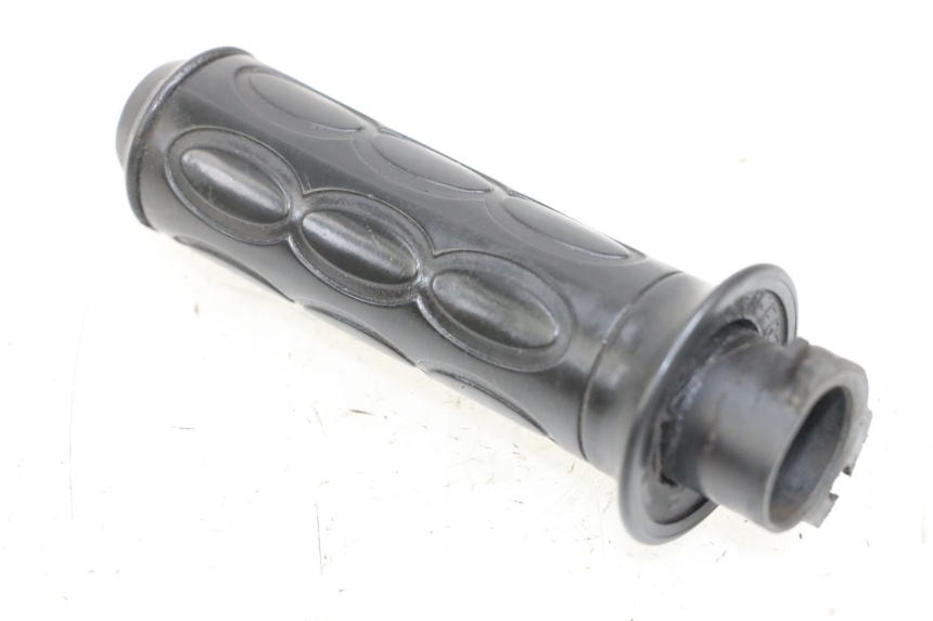 photo de THROTTLE GRIP YAMAHA YN NEO'S 50 (1997 - 2004) - Alternative perspective