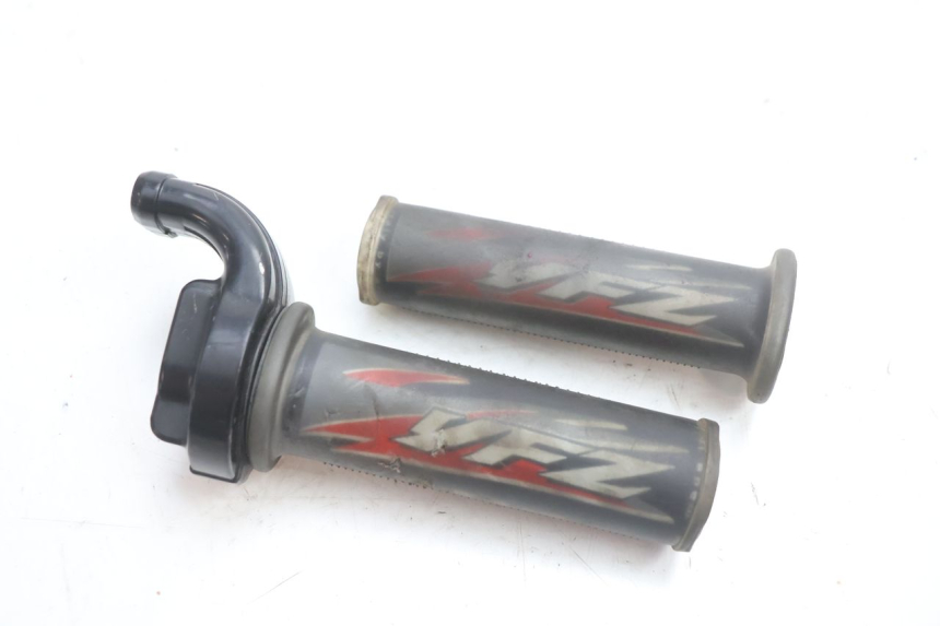 photo de THROTTLE GRIP YAMAHA YZF R GENESIS 750 (1993 - 1998) - Main view