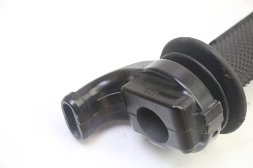 photo de THROTTLE GRIP YAMAHA YZF YZ-F 450 (2014 - 2016) - Zoom on usage condition