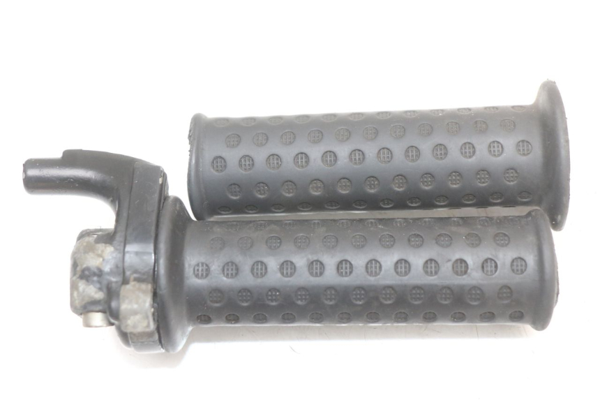 photo de THROTTLE GRIP PIAGGIO ZIP 2T 50 (2009 - 2019) - Component detail