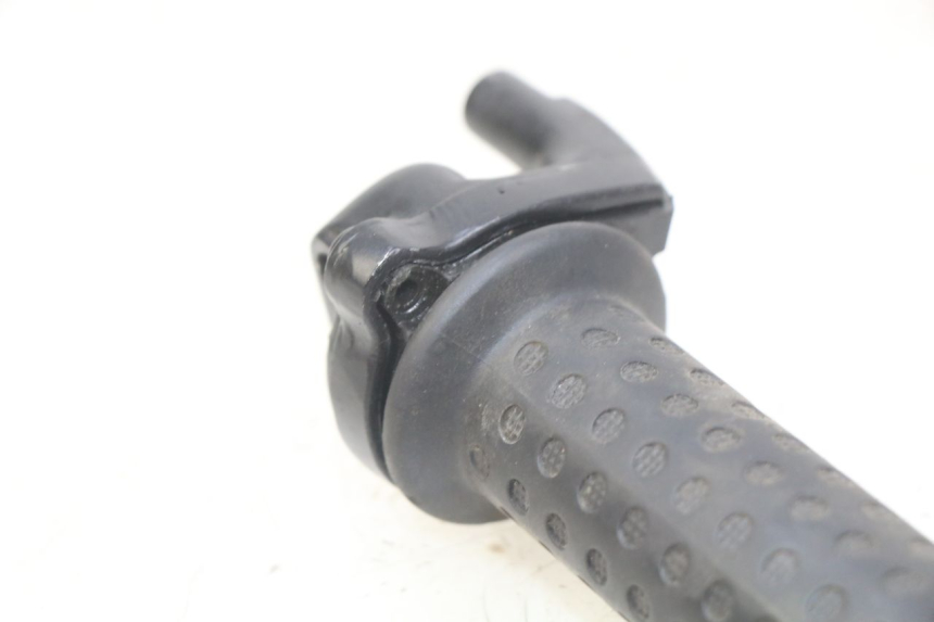 photo de THROTTLE GRIP PIAGGIO ZIP 4T 50 (2018 - 2020) - Component detail