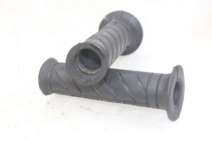 photo de THROTTLE GRIP KAWASAKI ZX-6R ZX6R 600 (1995 - 1997) - Component detail
