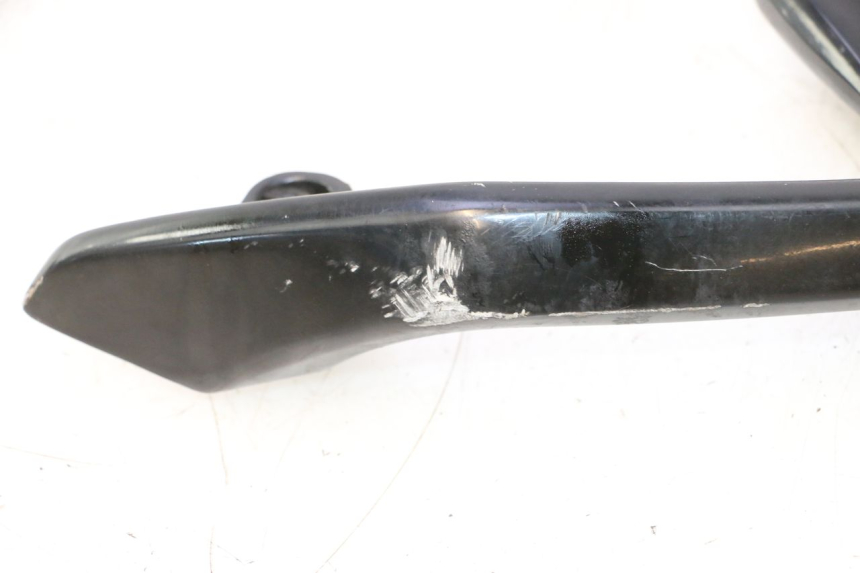 photo de GRAB RAIL  KYMCO AGILITY RS 4T 50 (2009 - 2013) - Zoom on usage condition