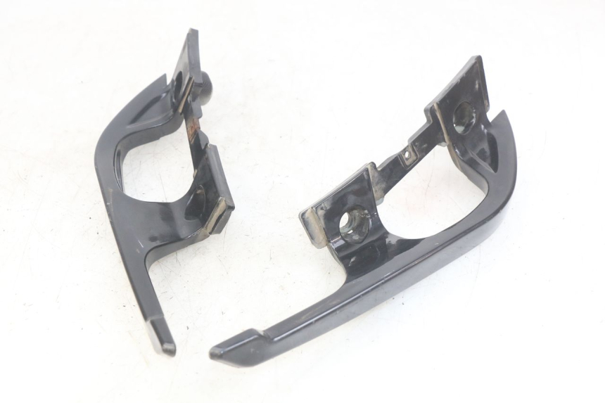 photo de REAR HANDLEBARS NECO ALEXONE 125 (2017 - 2024) - Fixing points details