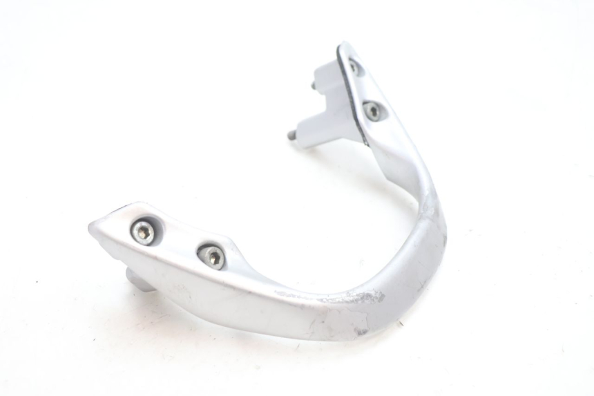 photo de GRAB RAIL HONDA CB F HORNET 600 (2005 - 2006) - Technical close-up