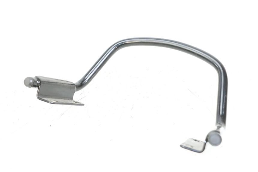 photo de GRAB RAIL  ROYAL ENFIELD CONTINENTAL GT 650 (2019 - 2024) - Technical close-up