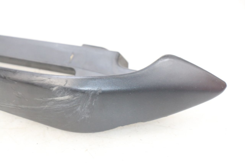 photo de RIGHT REAR HANDLEBAR SUZUKI BURGMAN 125 (2007 - 2014) - Zoom on usage condition