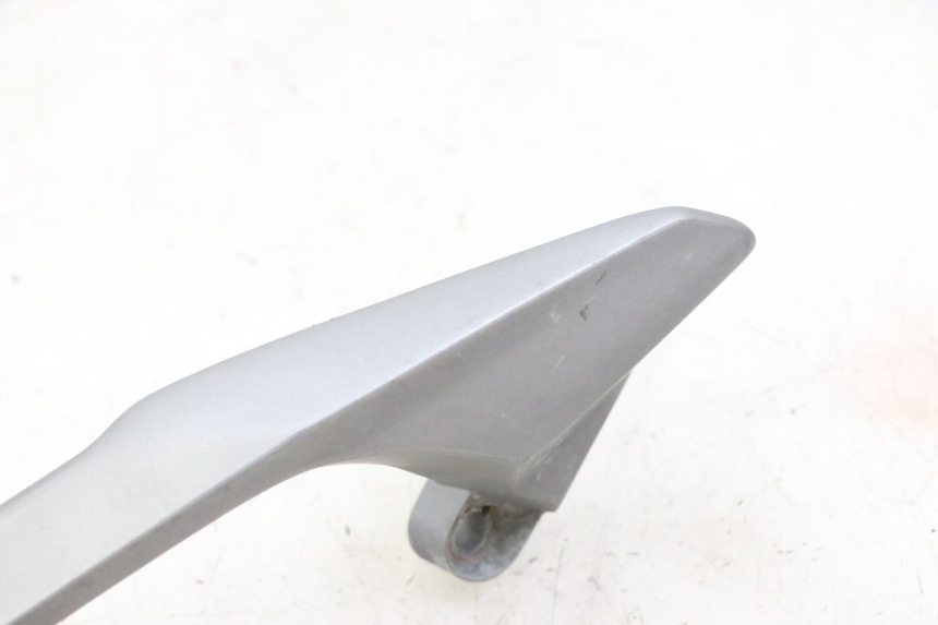 photo de RIGHT GRAB RAIL  SYM JOYMAX 125 (2010 - 2017) - Zoom on usage condition