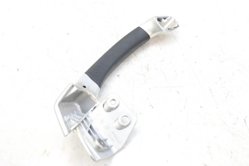 photo de RIGHT REAR HANDLEBAR PIAGGIO MP3 RL 250 (2006 - 2010) - Component detail