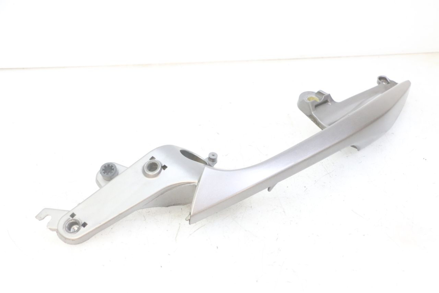 photo de RIGHT GRAB RAIL  HONDA NTV DEAUVILLE ABS 700 (2007 - 2016) - Surface and material condition