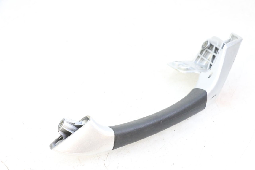 photo de RIGHT REAR HANDLEBAR PIAGGIO MP3 LT 400 (2007 - 2012) - Component detail