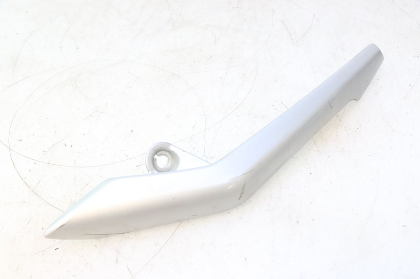 photo de RIGHT GRAB RAIL  DAELIM S2 125 (2006 - 2007) - Checked used part