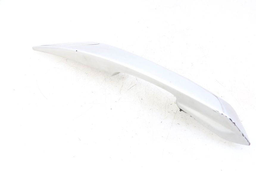 photo de RIGHT GRAB RAIL  PEUGEOT SATELIS 125 (2013 - 2018) - Fixing points details