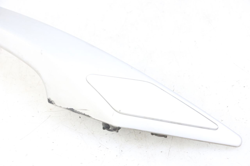 photo de RIGHT GRAB RAIL  PEUGEOT SATELIS 125 (2013 - 2018) - Markings and original references