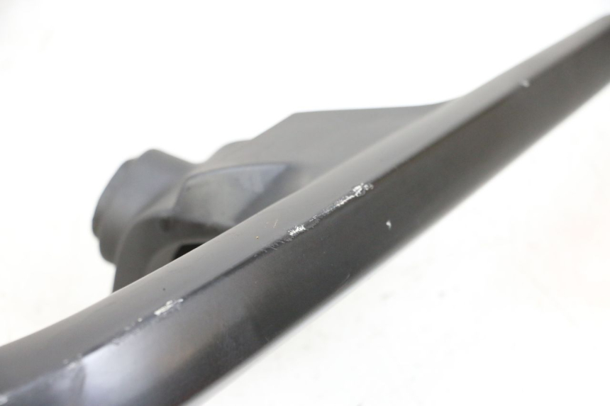 photo de RIGHT REAR HANDLEBAR YAMAHA X-MAX XMAX 125 (2010 - 2013) - Component detail