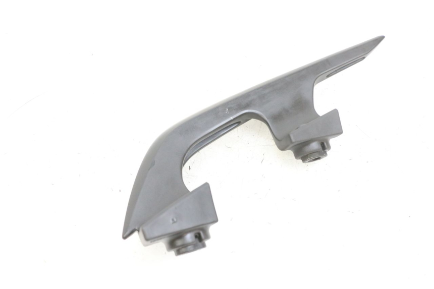 photo de RIGHT REAR HANDLEBAR YAMAHA X-MAX XMAX 125 (2010 - 2013) - Surface and material condition