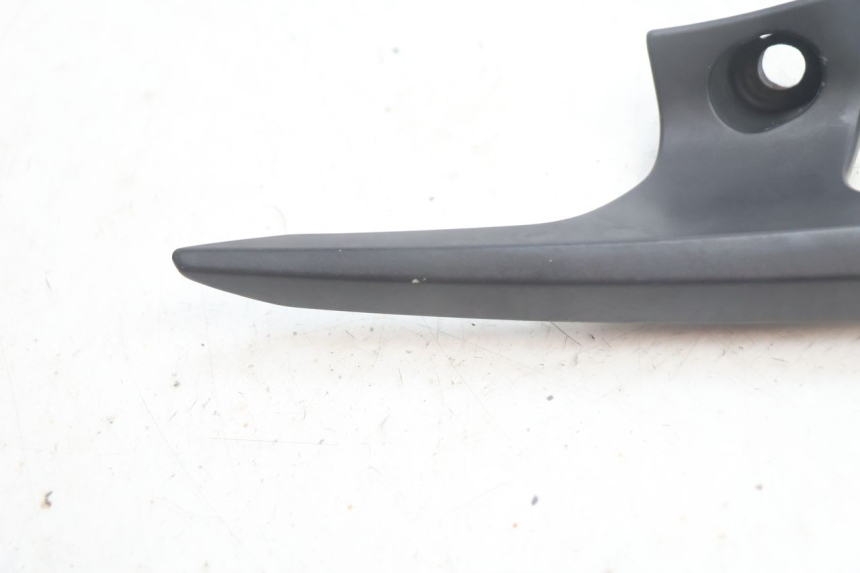 photo de RIGHT REAR HANDLEBAR YAMAHA X-MAX XMAX 125 (2010 - 2013) - Component detail