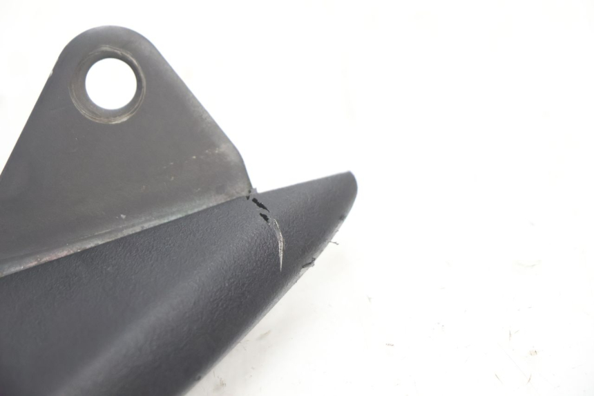 photo de GRAB RAIL KAWASAKI ER-6 ER6 N 650 (2005 - 2009) - Zoom on usage condition