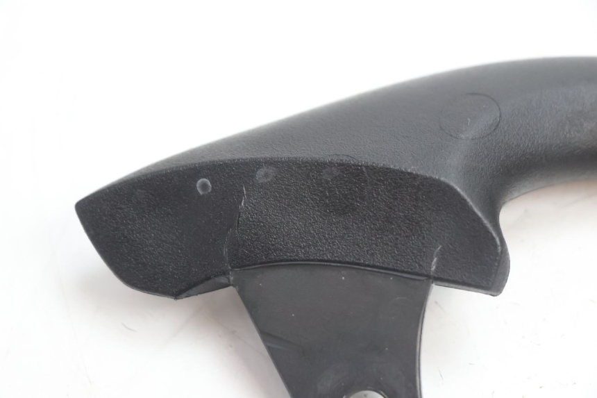 photo de GRAB RAIL KAWASAKI ER-6 ER6 N 650 (2005 - 2009) - Checked used part