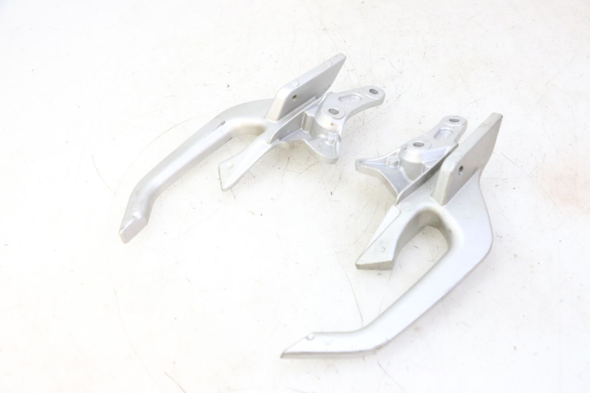 photo de GRAB RAIL STAHO FH 50 (2018 - 2019) - Technical close-up