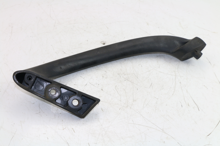 photo de LEFT GRAB RAIL  KYMCO GRAND DINK 125 (2002 - 2007) - Zoom on usage condition