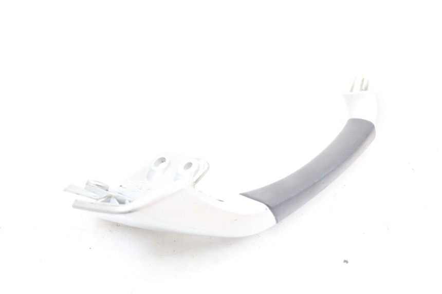 photo de LEFT GRAB RAIL  PIAGGIO MP3 LT 400 (2007 - 2012) - Zoom on usage condition