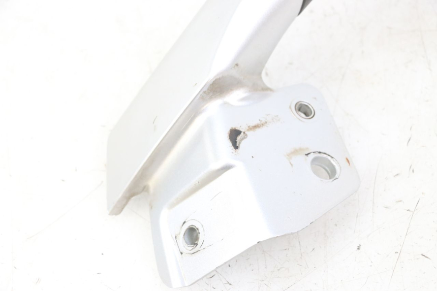 photo de LEFT REAR HANDLEBAR PIAGGIO MP3 LT 300 (2010 - 2016) - Surface and material condition