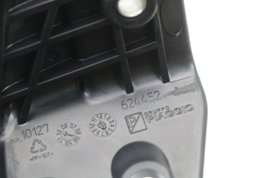 photo de LEFT REAR HANDLEBAR PIAGGIO MP3 500 (2011 - 2015) - Technical close-up
