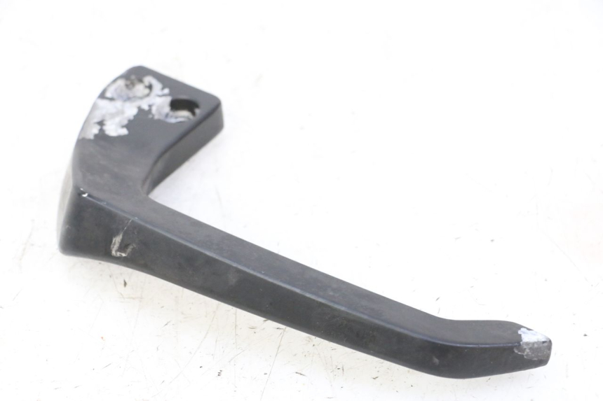 photo de LEFT GRAB RAIL  MAG POWER R-STREET 50 (2016 - 2025) - Fixing points details