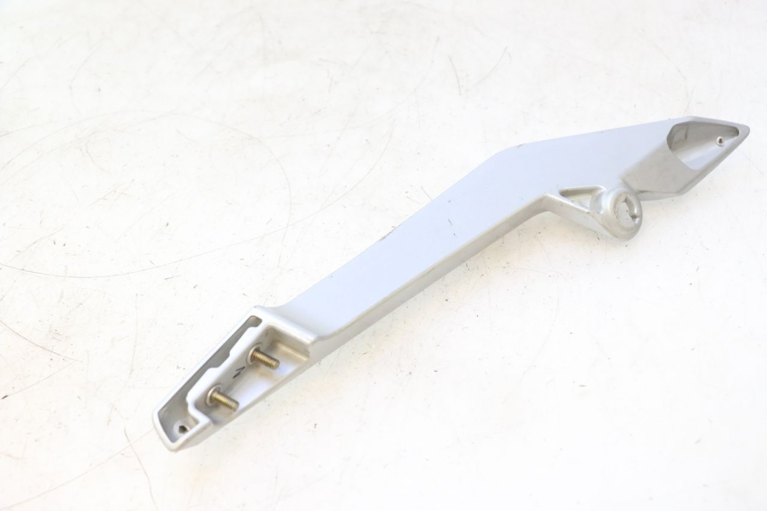 photo de LEFT GRAB RAIL  DAELIM S2 125 (2006 - 2007) - Zoom on usage condition