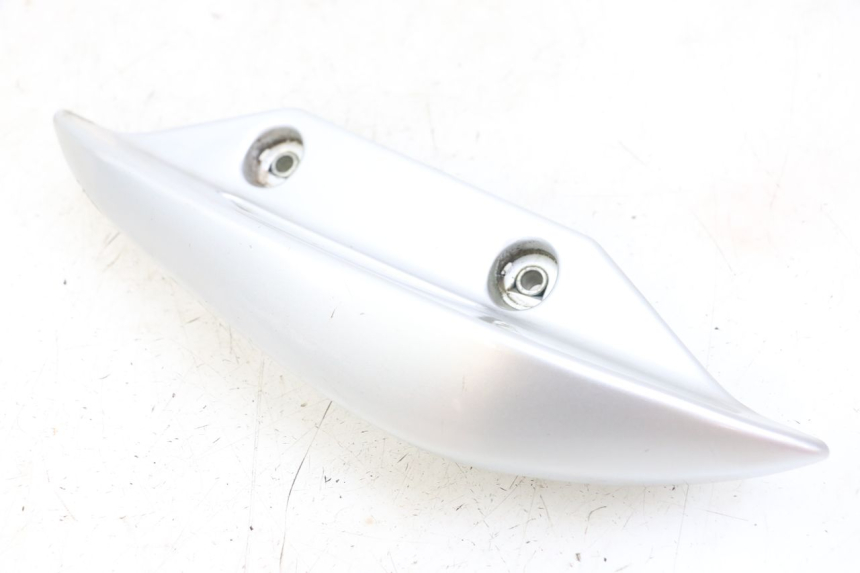 photo de LEFT REAR HANDLEBAR SUZUKI BURGMAN 125 (2007 - 2014) - Fixing points details