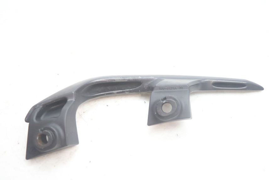 photo de LEFT REAR HANDLEBAR YAMAHA X-MAX XMAX 125 (2010 - 2013) - Surface and material condition