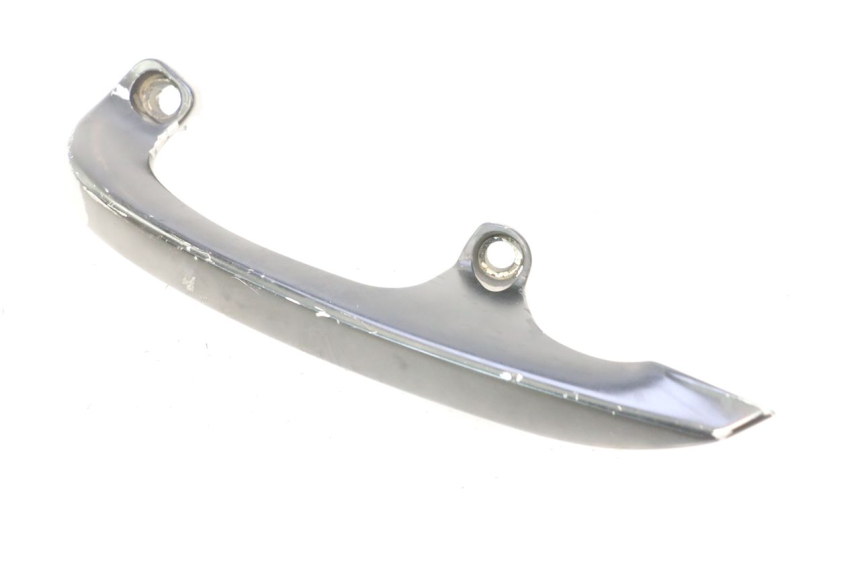 photo de LEFT GRAB RAIL  YAMAHA XP T-MAX ABS 500 (2005 - 2005) - Technical close-up