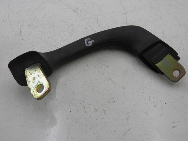 photo de LEFT GRAB RAIL  YAMAHA XJS DIVERSION 600 (1997 - 1999) - Zoom on usage condition