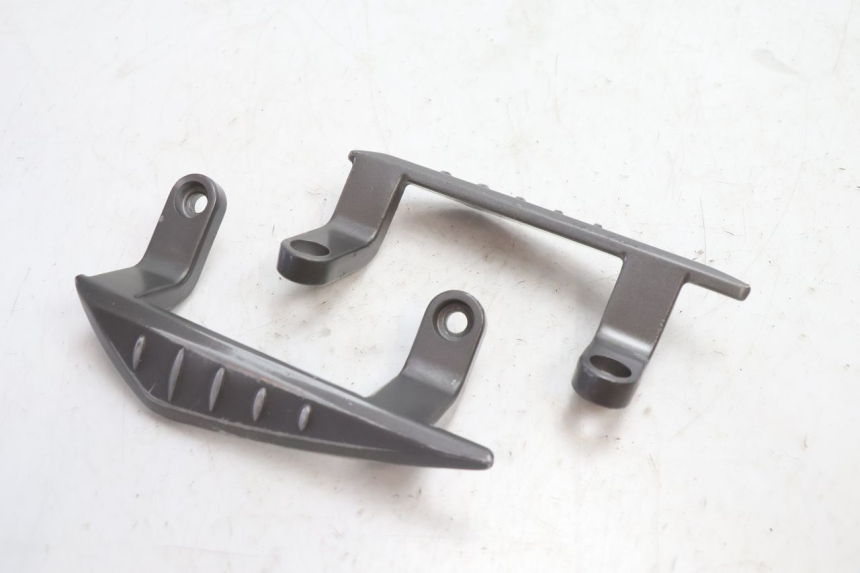 photo de REAR HANDLEBARS TNT MOTOR GRIDO 2T 50 (2010 - 2019) - Fixing points details