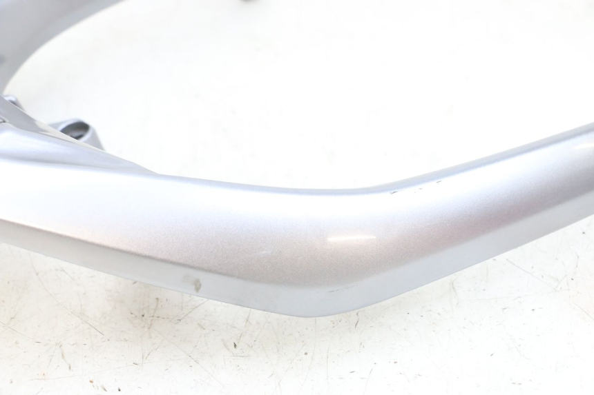 photo de GRAB RAIL SYM GTS EVO 125 (2009 - 2013) - Component zoom