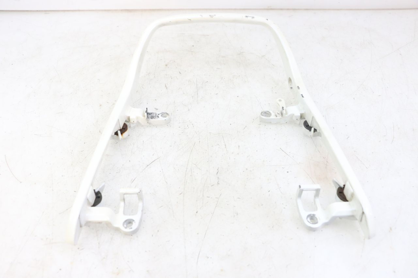 photo de GRAB RAIL HONDA CBR F 1000 (1993 - 1996) - Surface and material condition